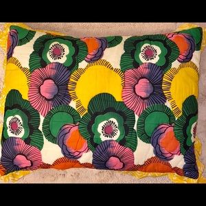 2 Anthropologie Pavo Quilt Standard Shams